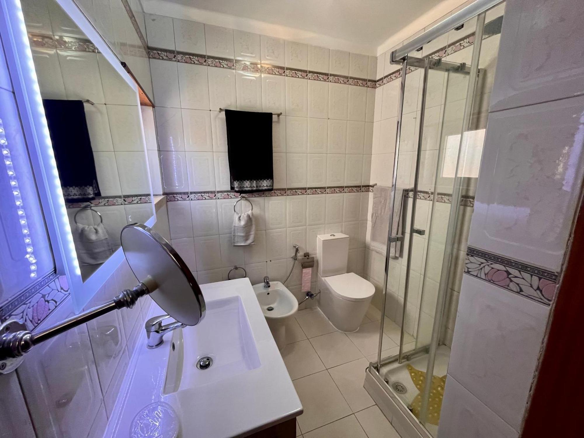 카파리카 Quarto Boa Localizacao Com Cozinha E Casa De Banho 아파트 외부 사진