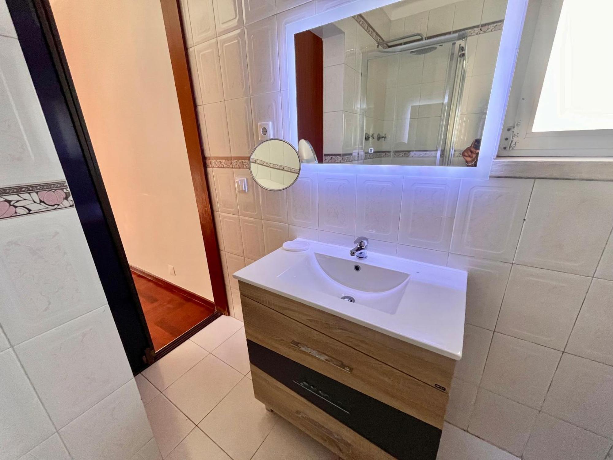 카파리카 Quarto Boa Localizacao Com Cozinha E Casa De Banho 아파트 외부 사진